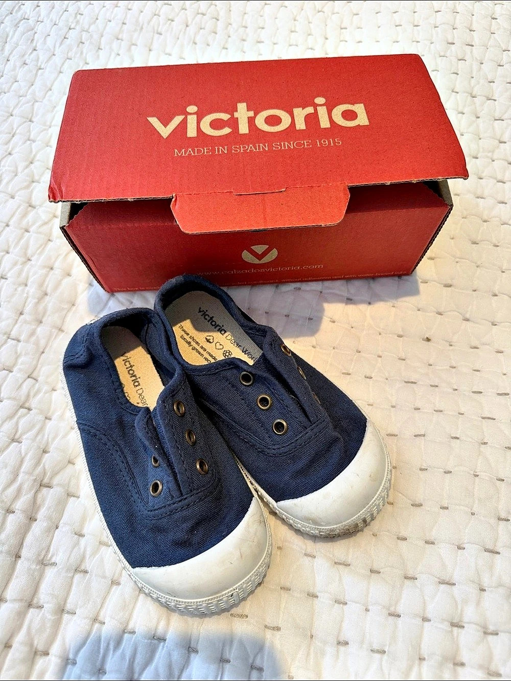 Victoria Inglesa Lona Elastic / Dear World Canvas Sneaker Canvas Sneakers